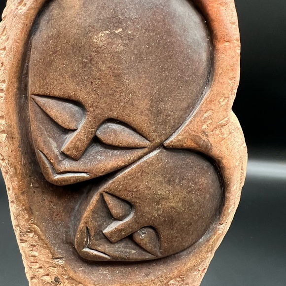 Red Stone Mother & Child Hand Carved In Zimbabwe sculpture statue home accents - Picture 7 of 11